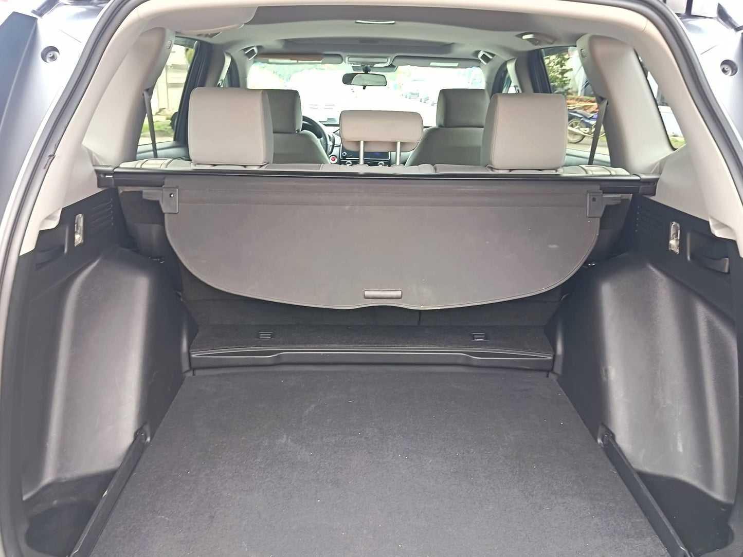 Honda CR-V 2018 - Maletero amplio con cubierta de carga | Vende Tu Auto Honduras