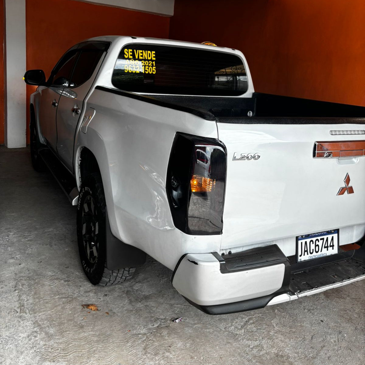 MITSUBISHI L200 2021