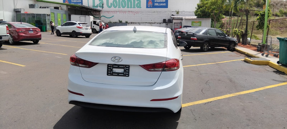 HYUNDAI ELANTRA 2017