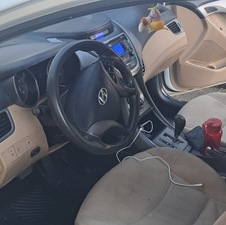 HYUNDAI ELANTRA 2013