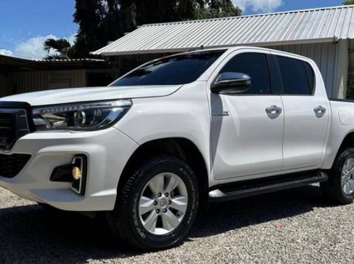 001-TOYOTA HILUX 2020