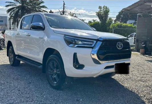 TOYOTA HILUX 2022