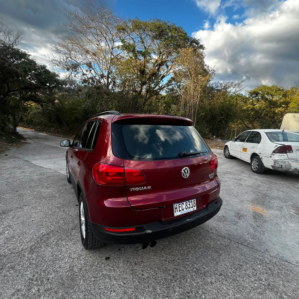 VOLKSWAGEN TIGUAN 2012