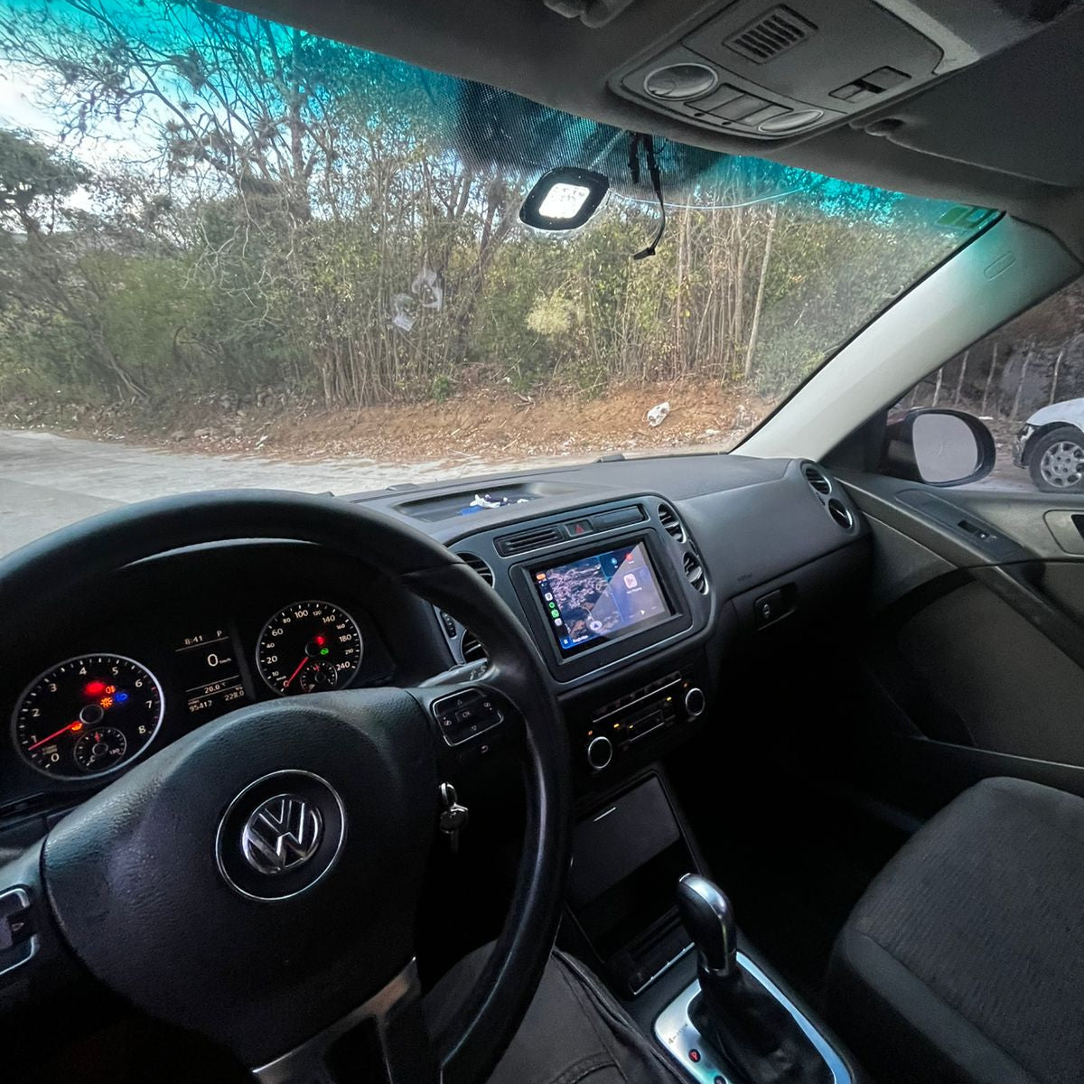 VOLKSWAGEN TIGUAN 2012