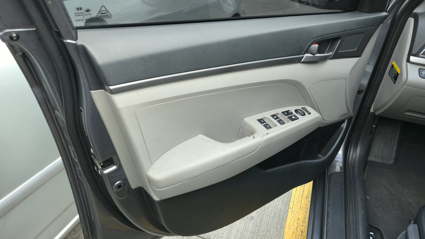 Hyundai Elantra 2018