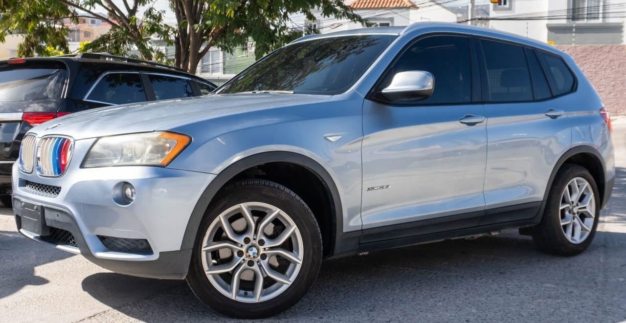 BMW X3 2011