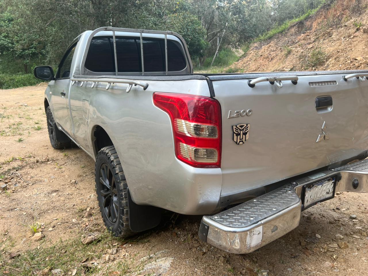 MITSUBISHI L200 2019