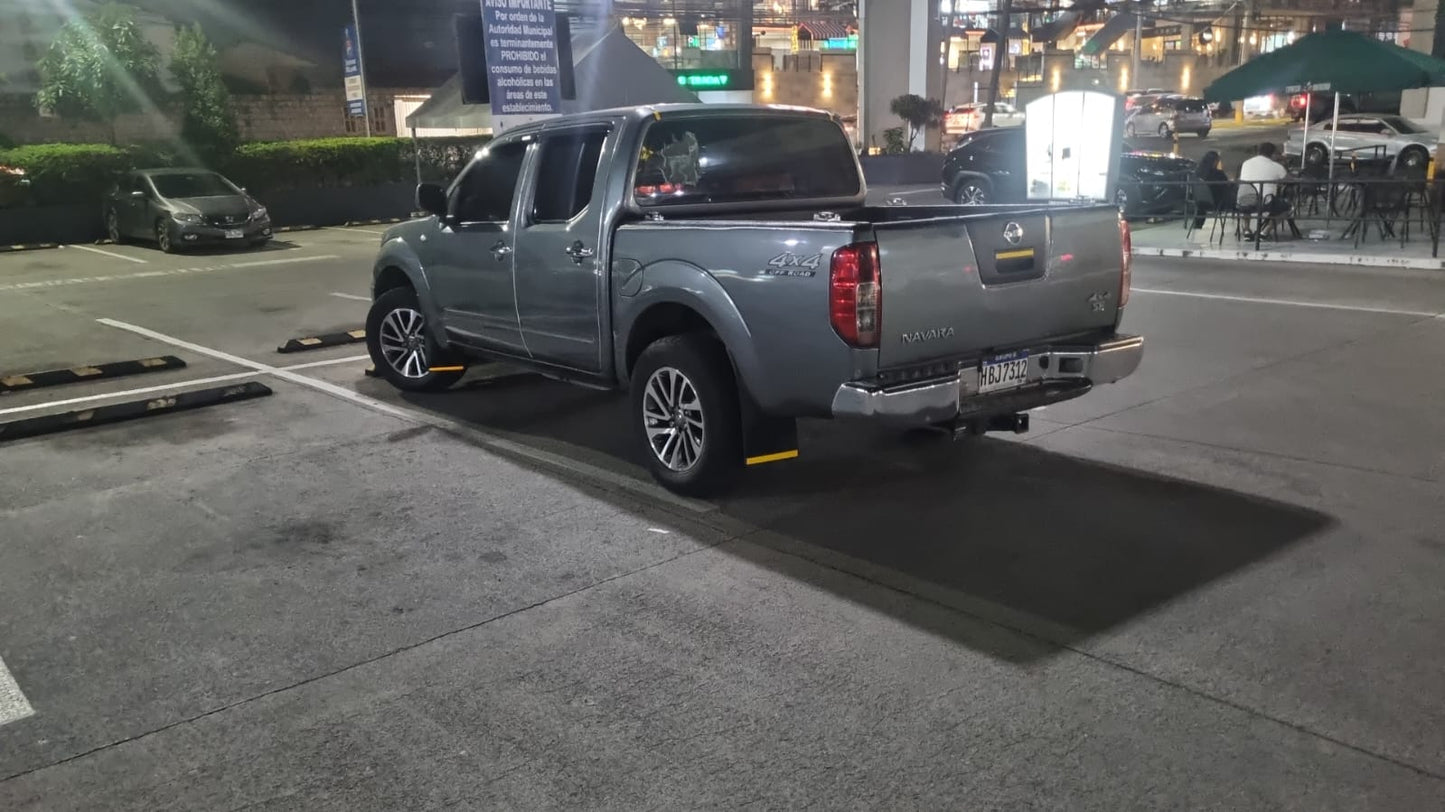 NISSAN NAVARA 2012