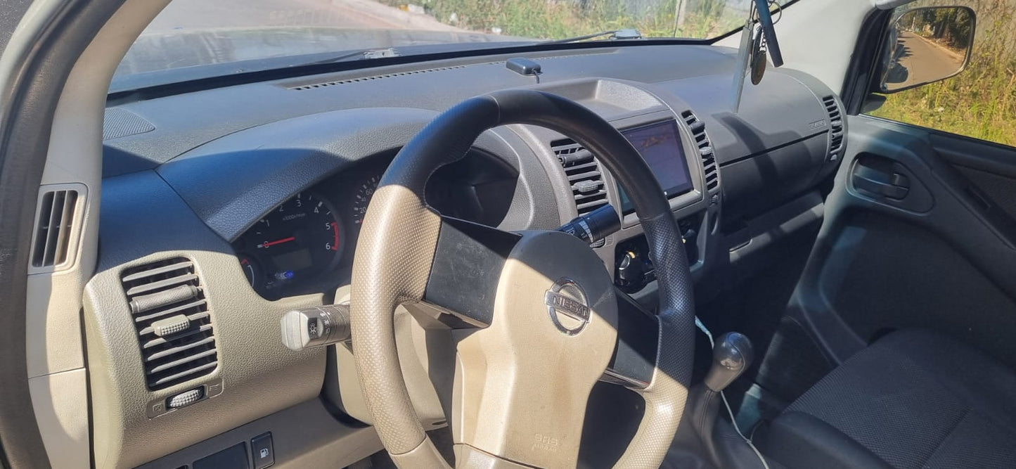 NISSAN NAVARA 2012