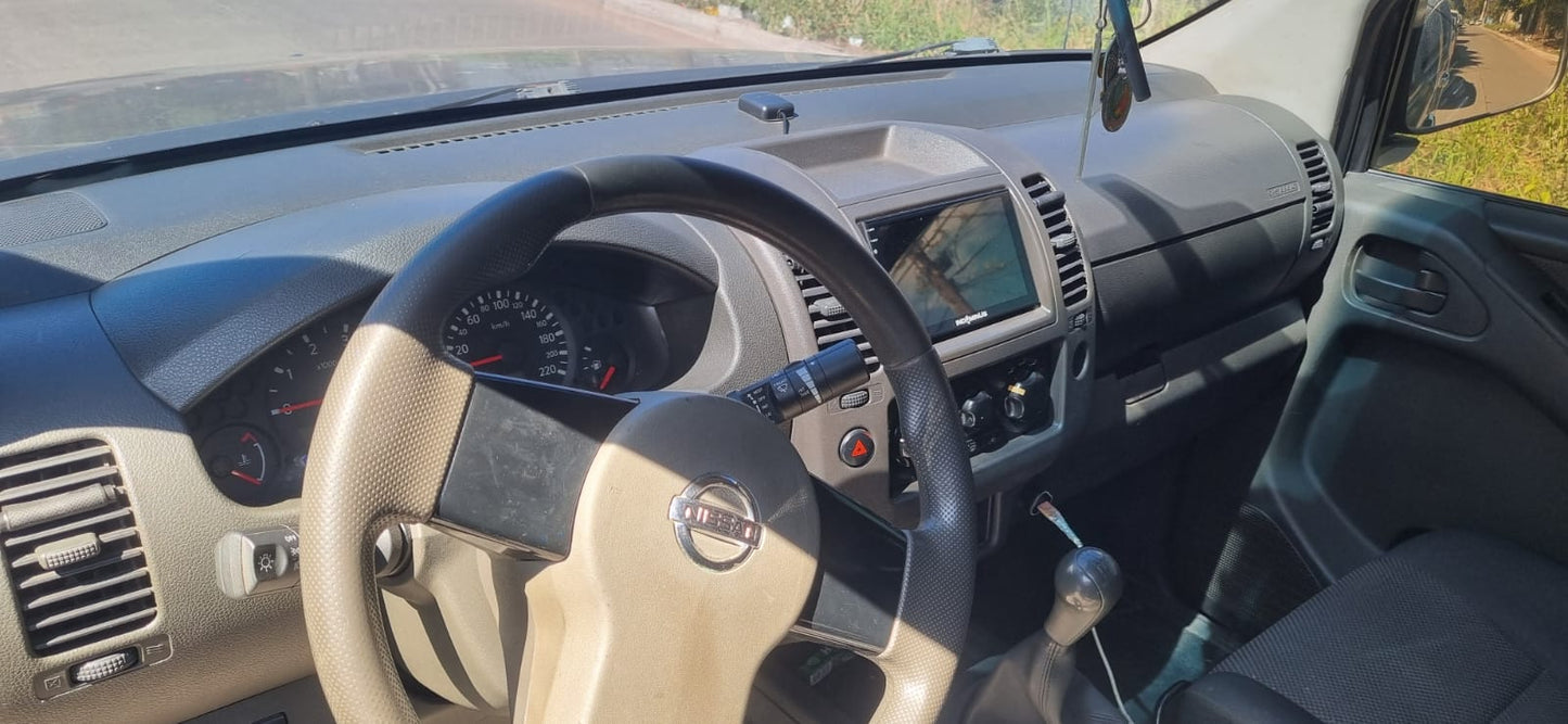 NISSAN NAVARA 2012
