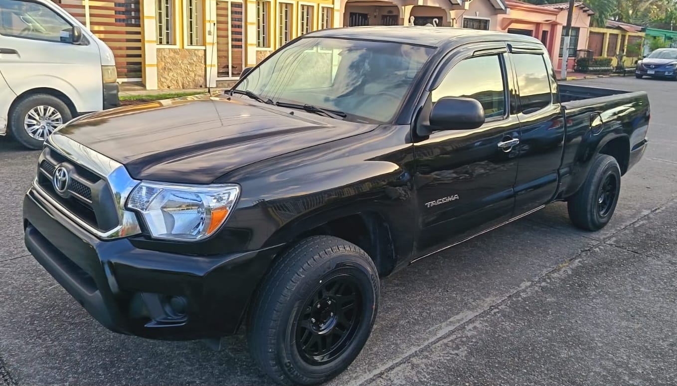 TOYOTA TACOMA 2013