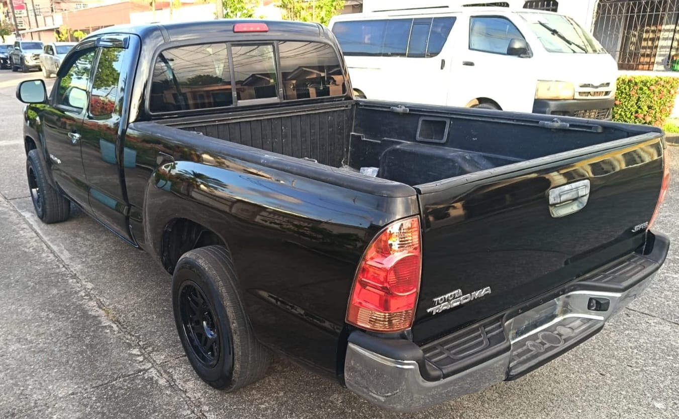 TOYOTA TACOMA 2013
