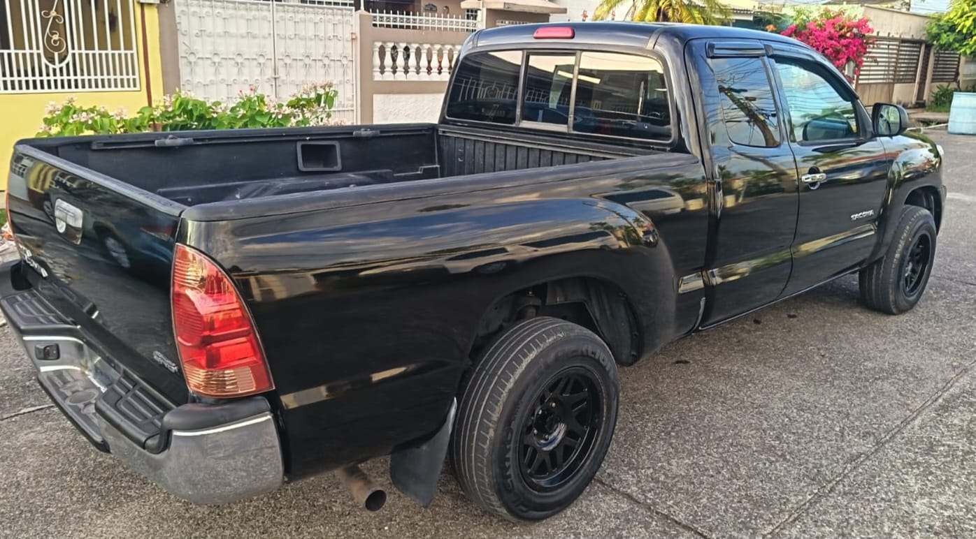 TOYOTA TACOMA 2013