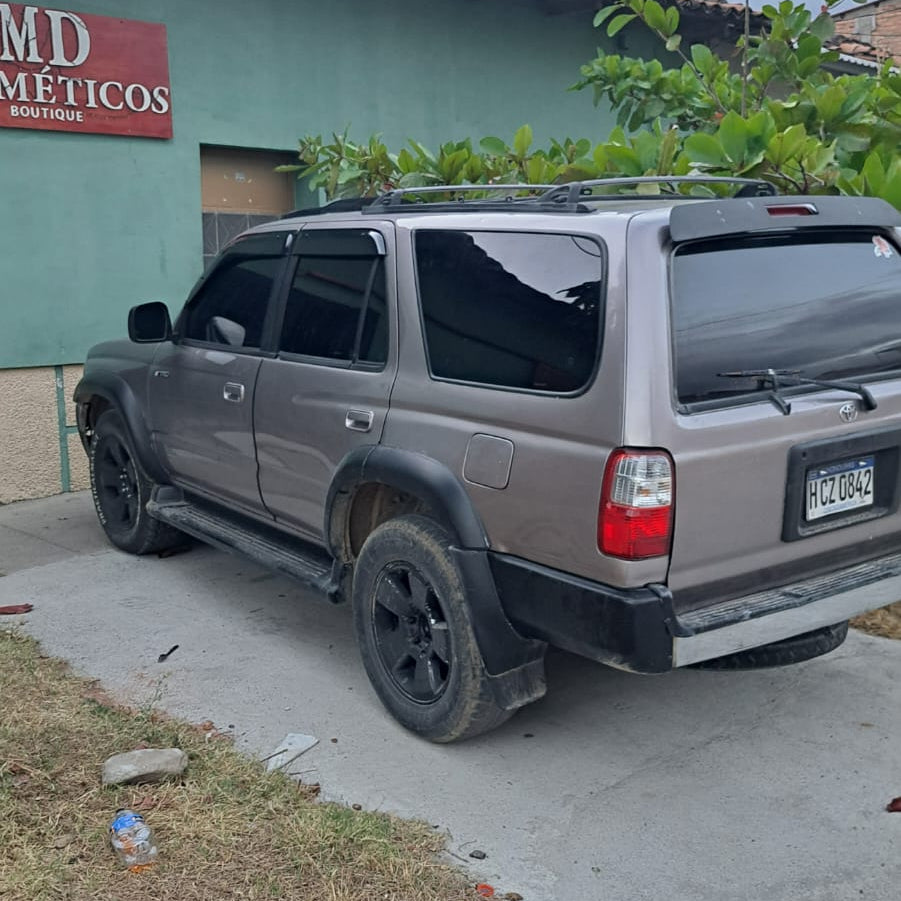 TOYOTA 4RUNNER 2002