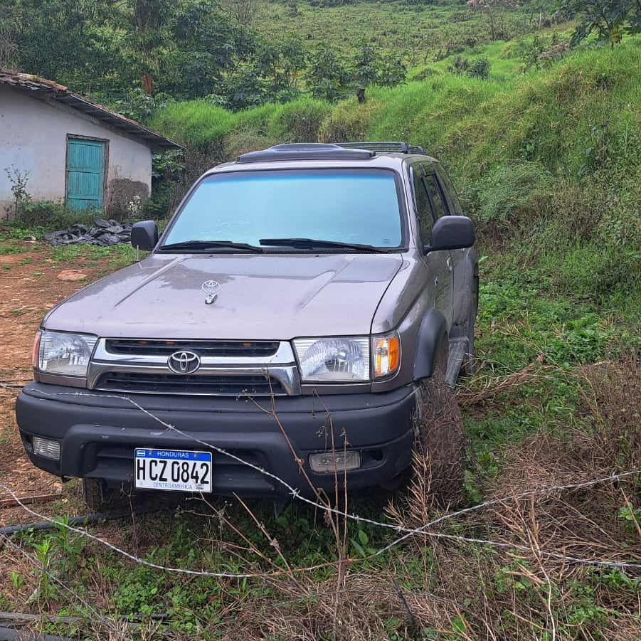 TOYOTA 4RUNNER 2002