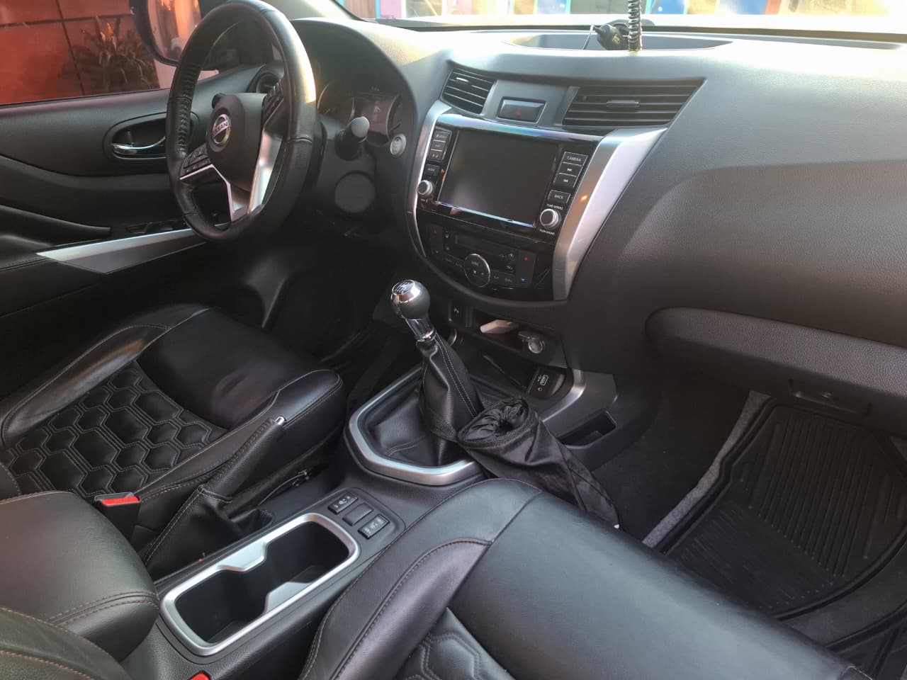 NISSAN FRONTIER 2022