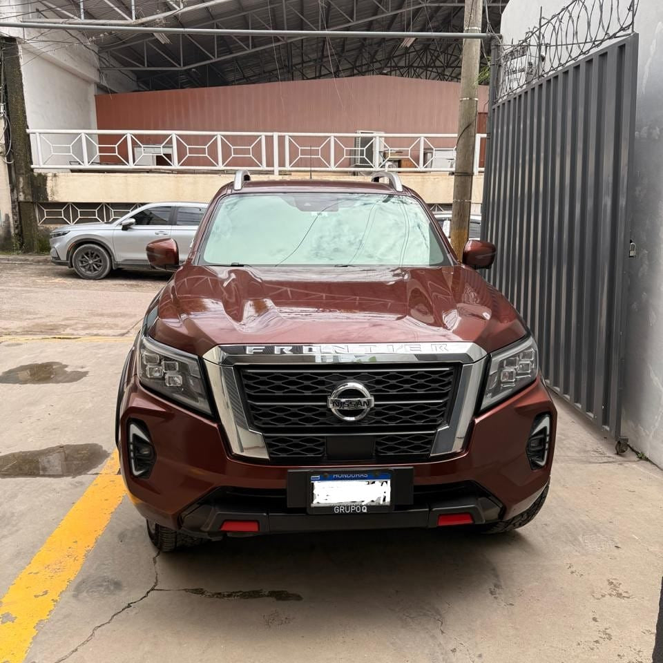 NISSAN FRONTIER 2022