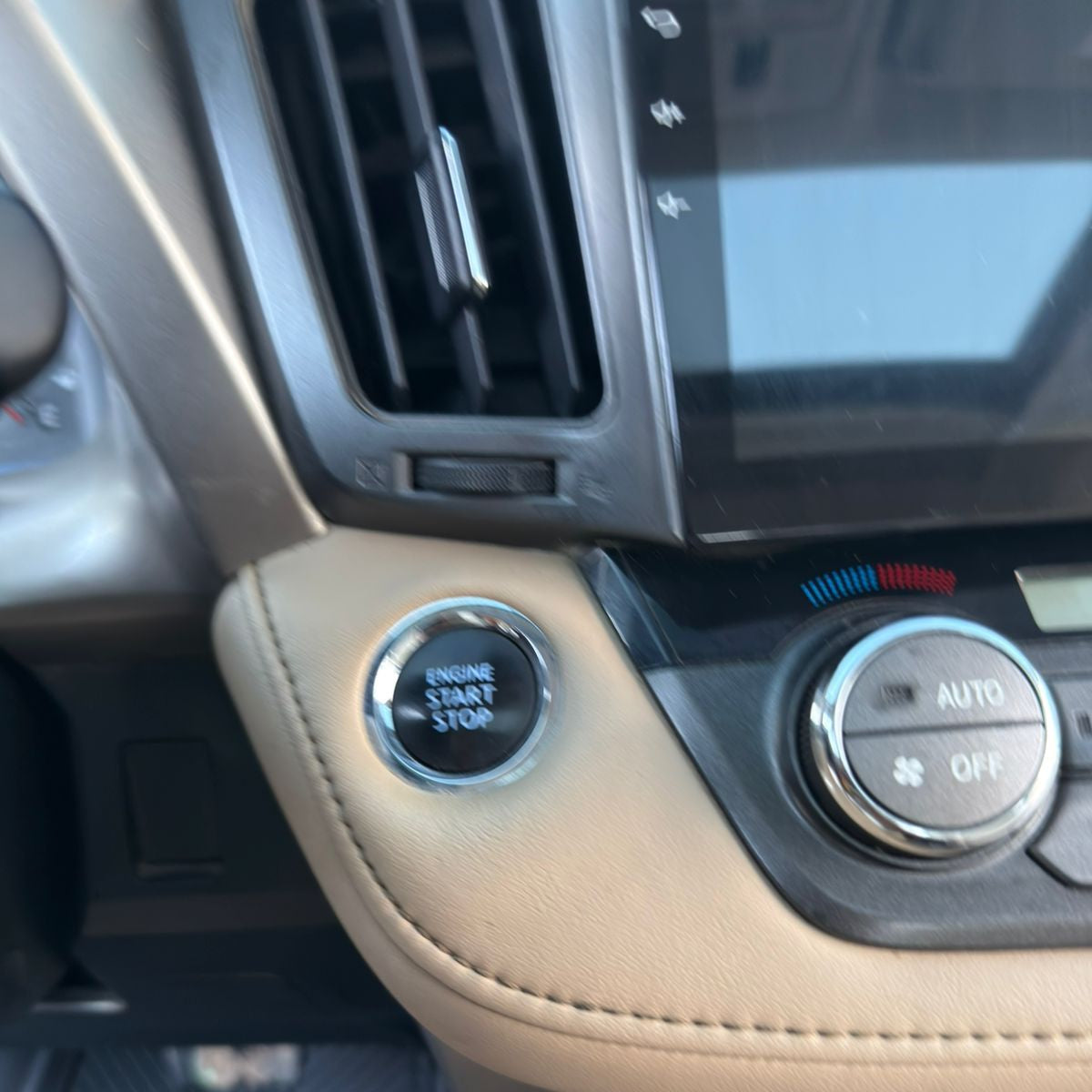 TOYOTA RAV4 2014