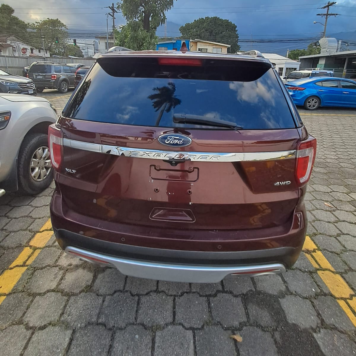 FORD EXPLORER 2016