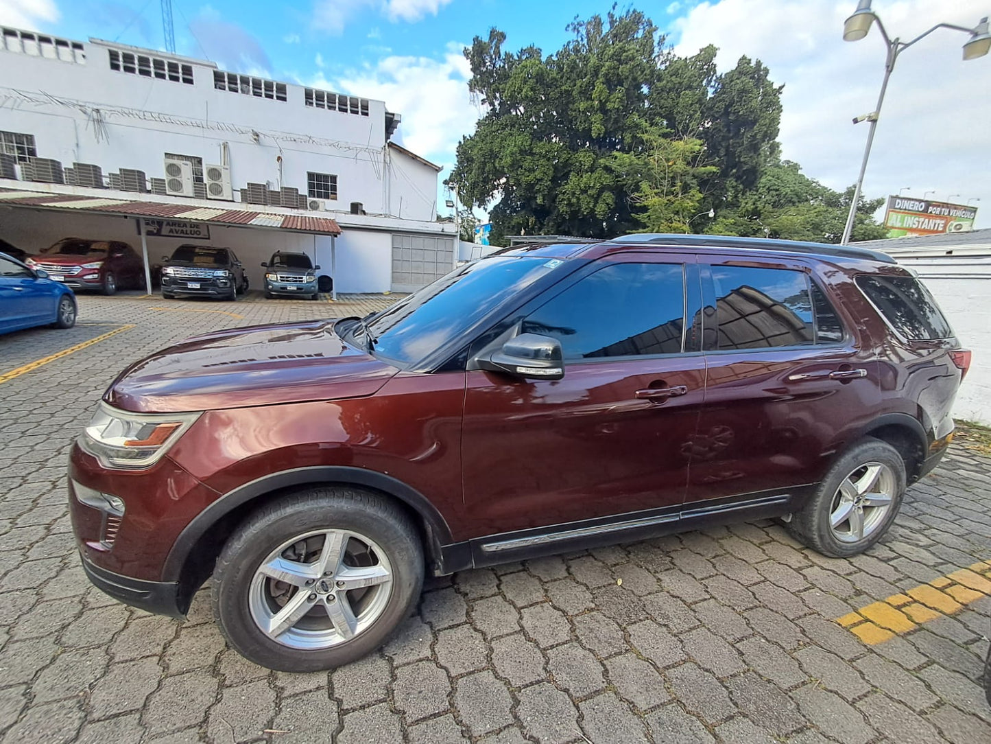 FORD EXPLORER 2016