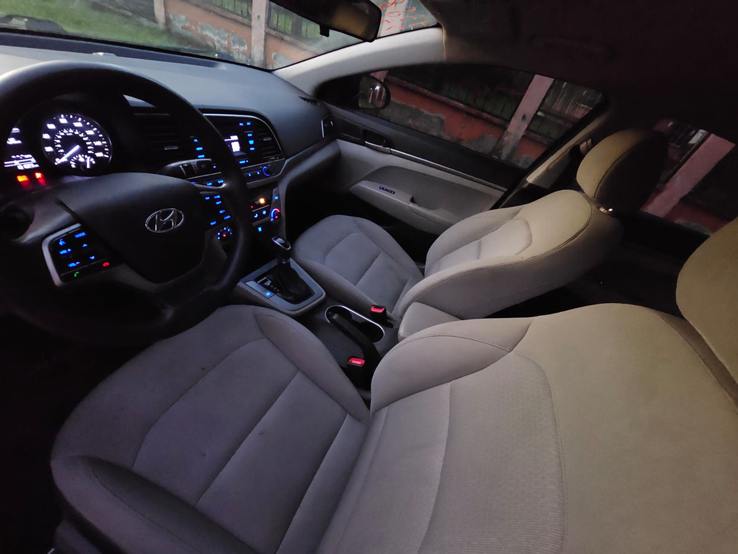 HYUNDAI ELANTRA 2018