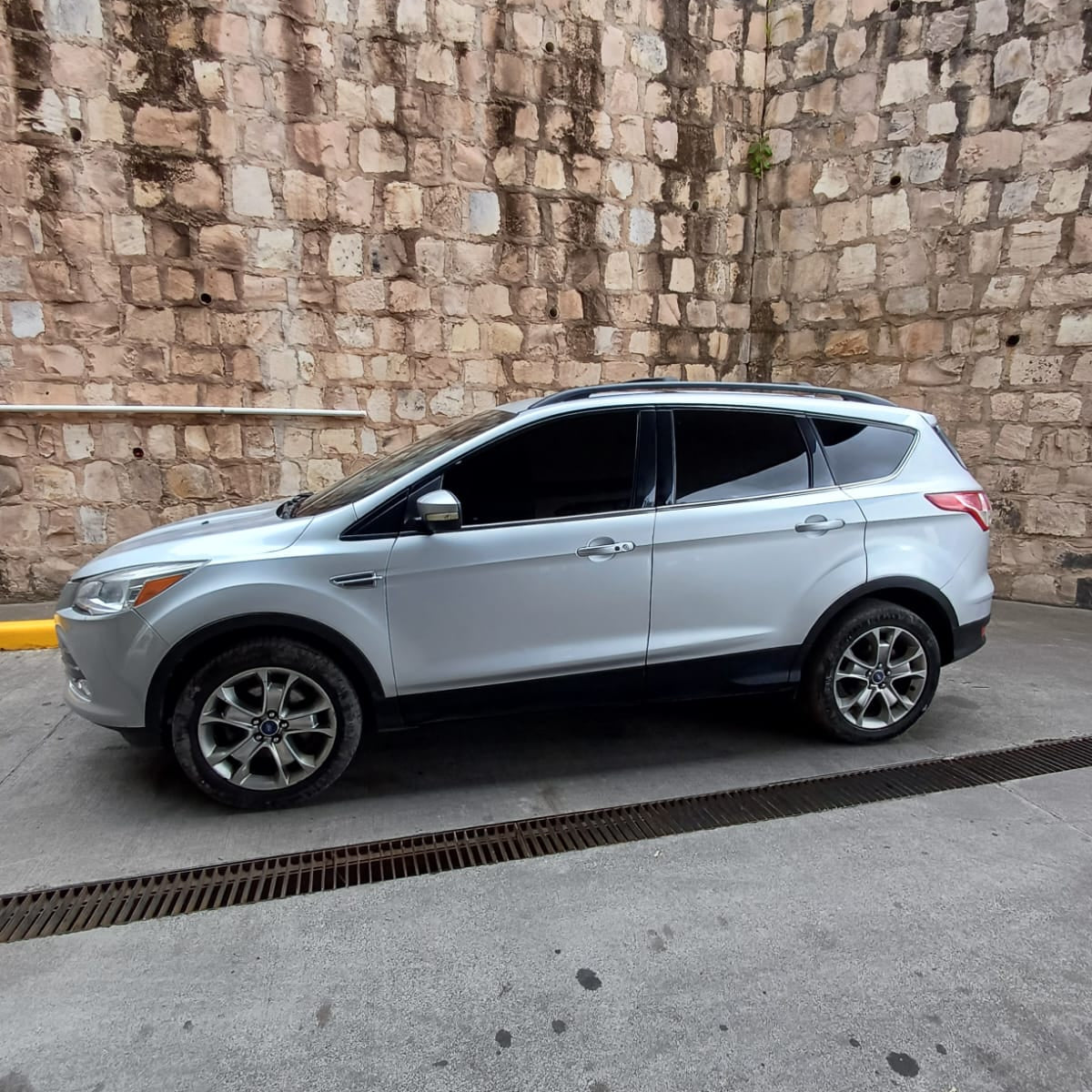 FORD ESCAPE 2013