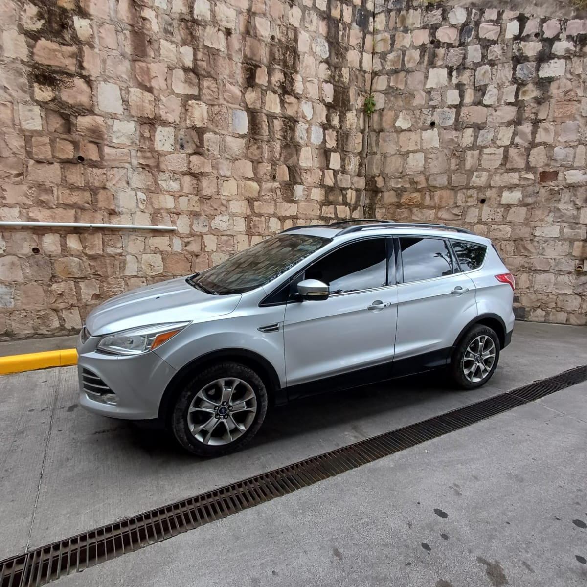 FORD ESCAPE 2013