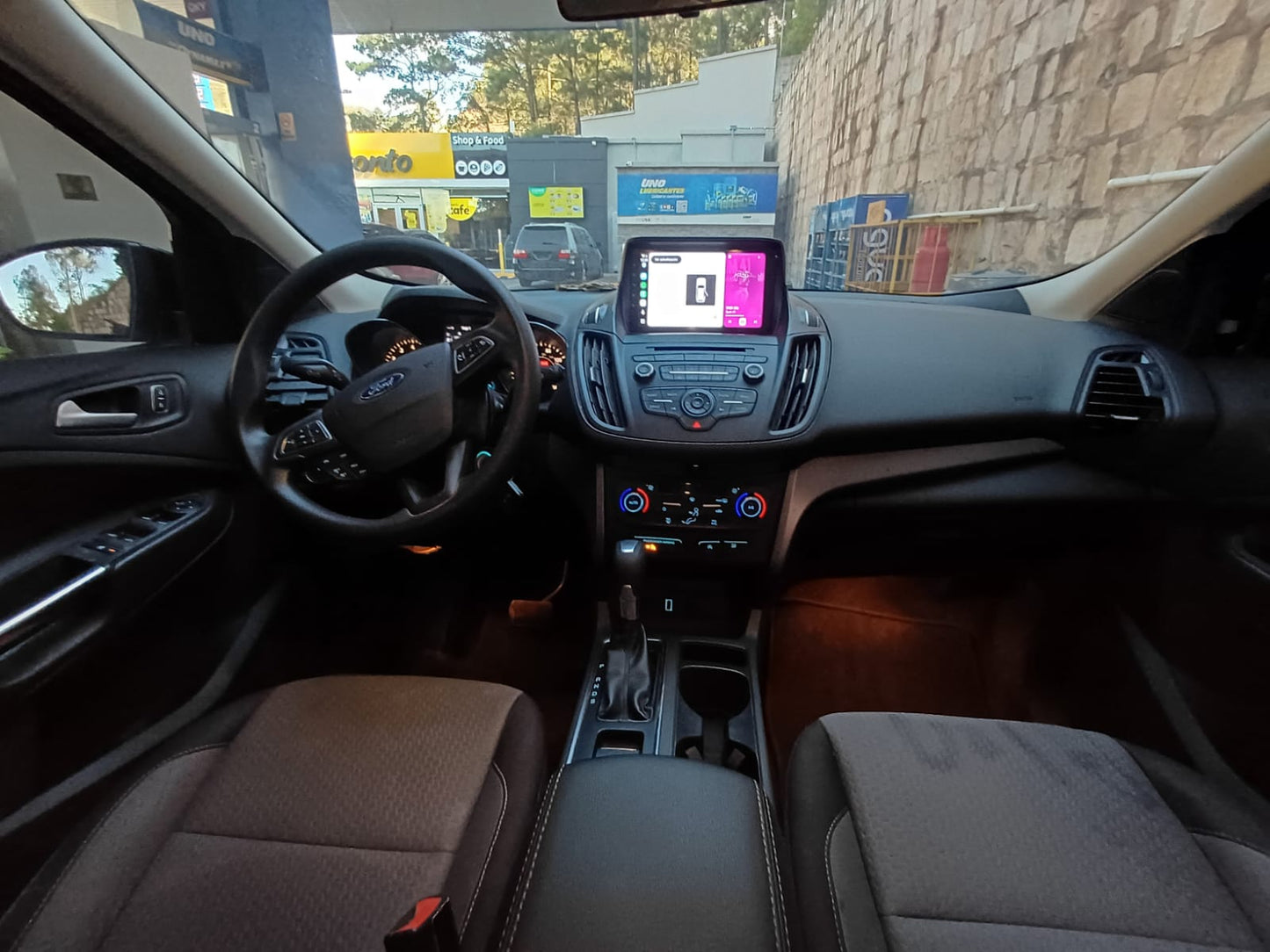 FORD ESCAPE 2017