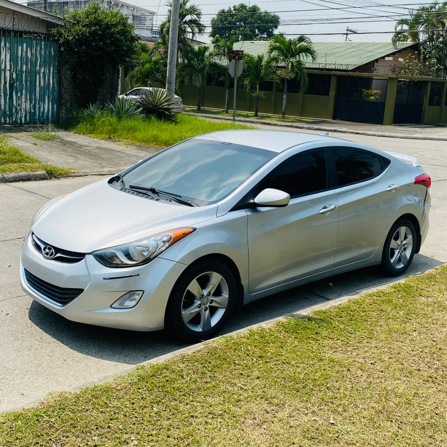 HYUNDAI ELANTRA 2013