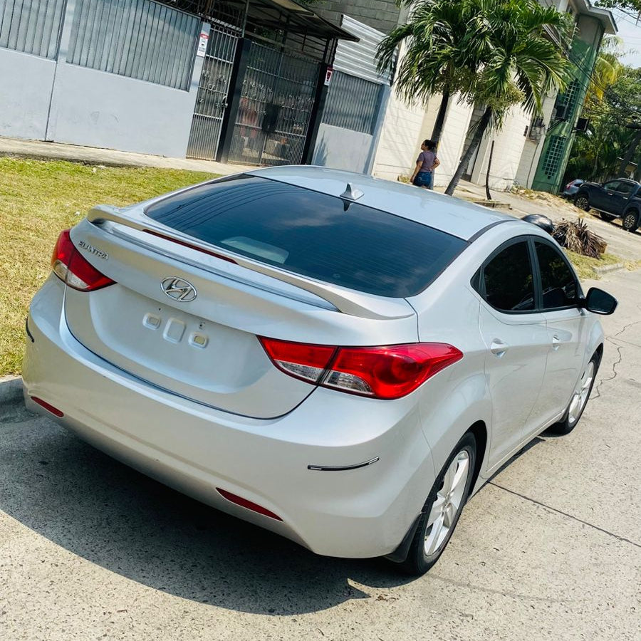 HYUNDAI ELANTRA 2013