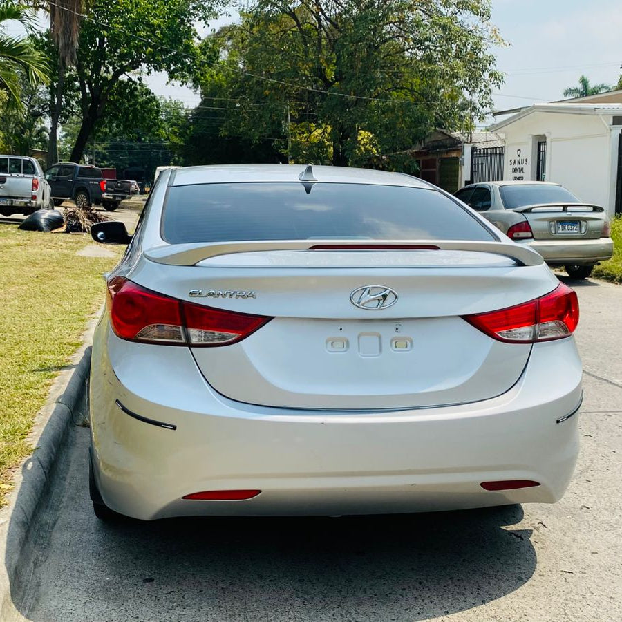 HYUNDAI ELANTRA 2013