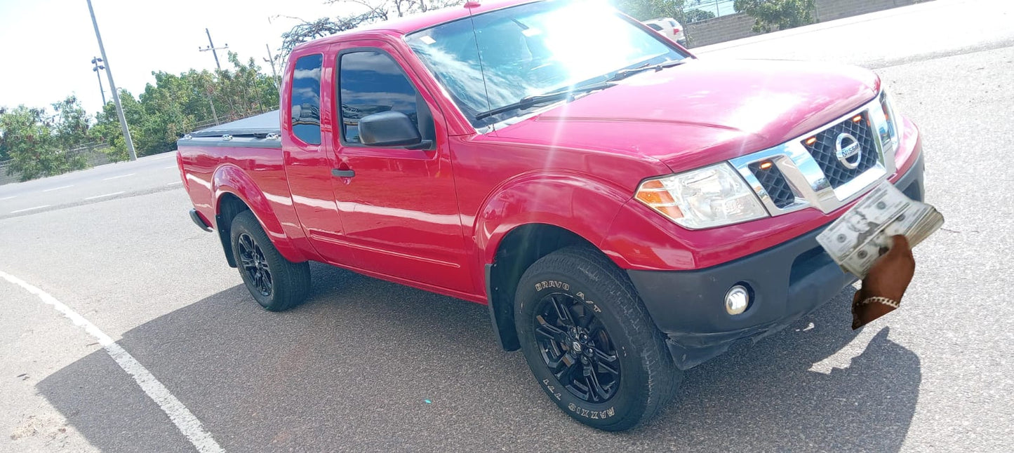 NISSAN FRONTIER 2011