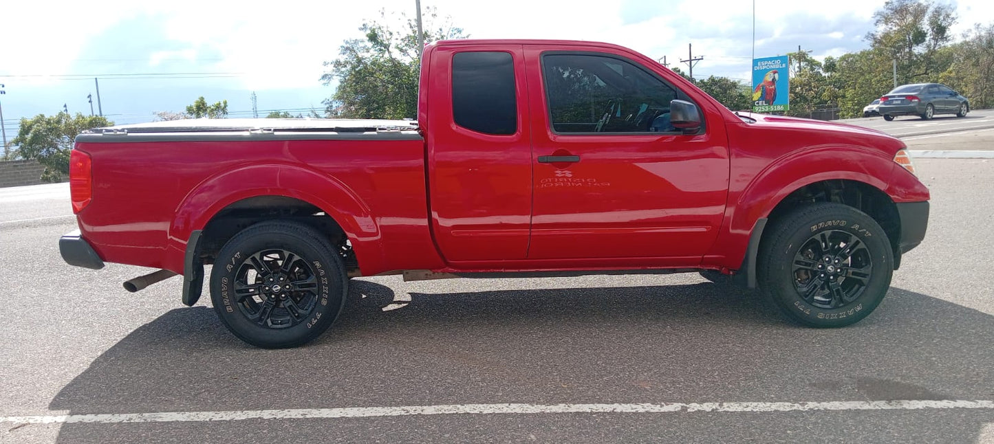 NISSAN FRONTIER 2011