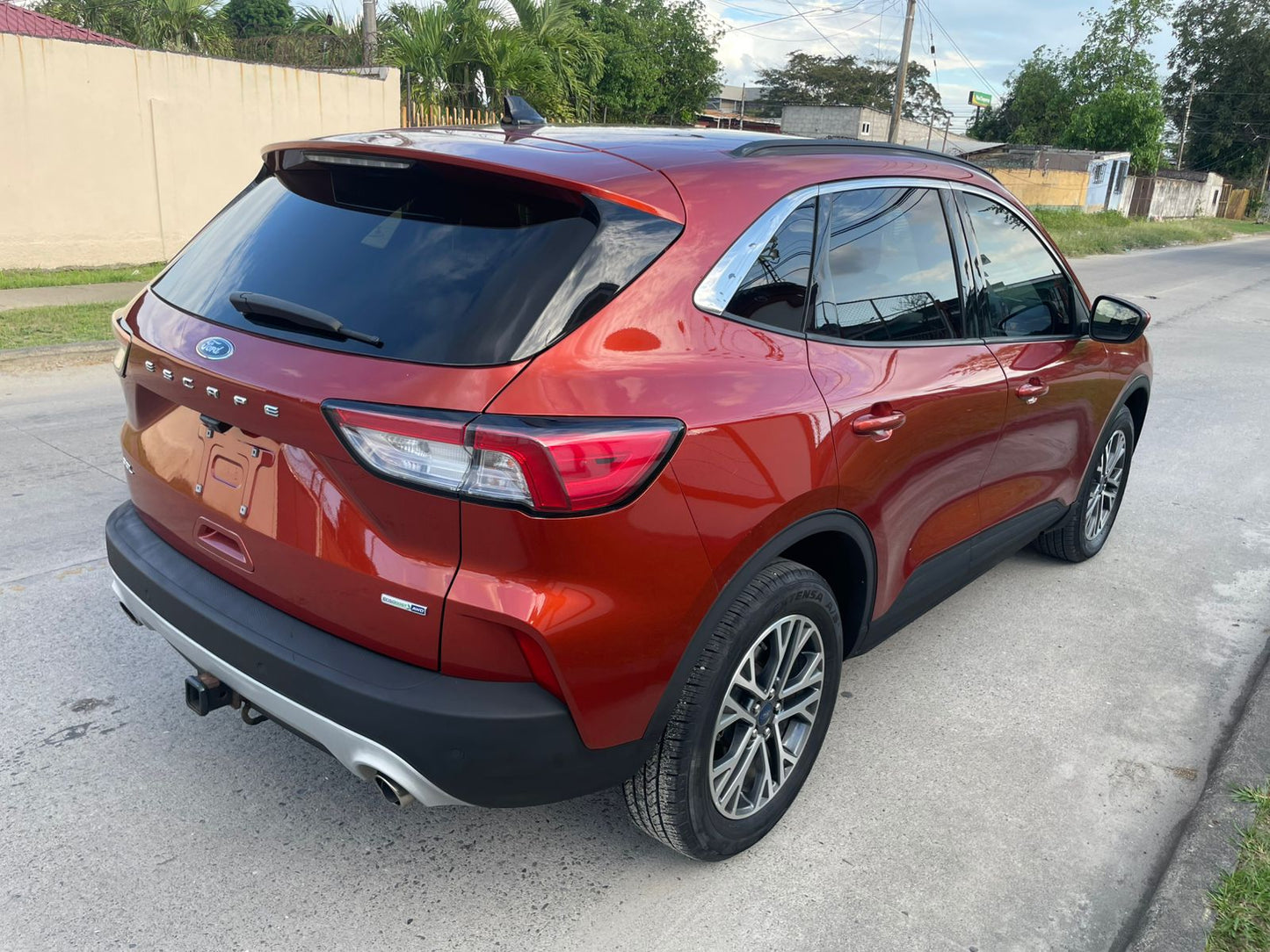 FORD ESCAPE 2020
