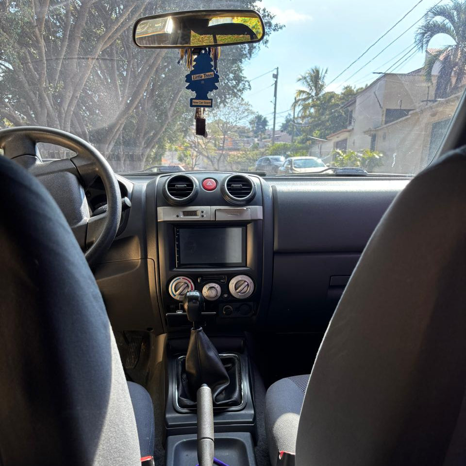 ISUZU D-MAX 2012