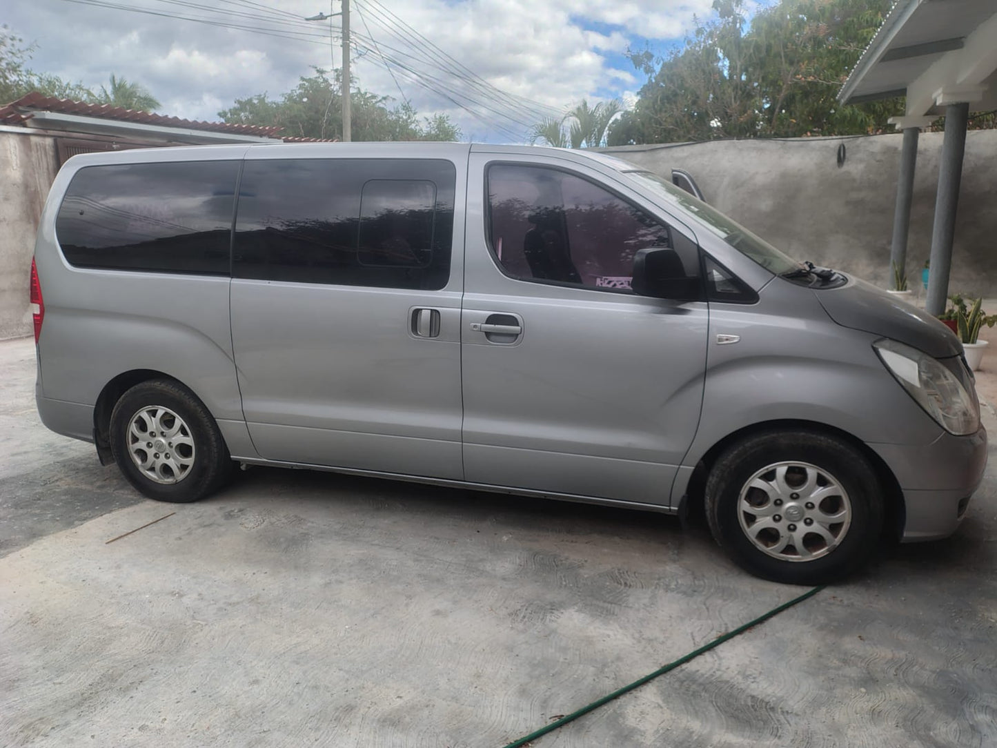 HYUNDAI STAREX 2014