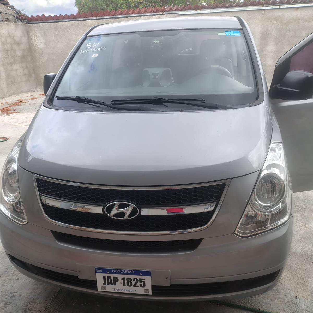 HYUNDAI STAREX 2014