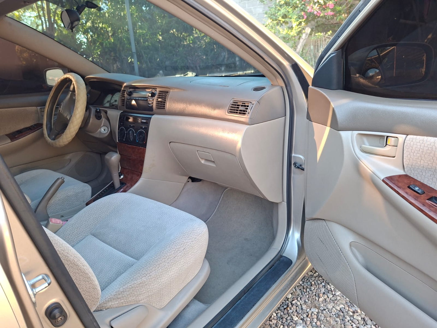 TOYOTA COROLLA 2004