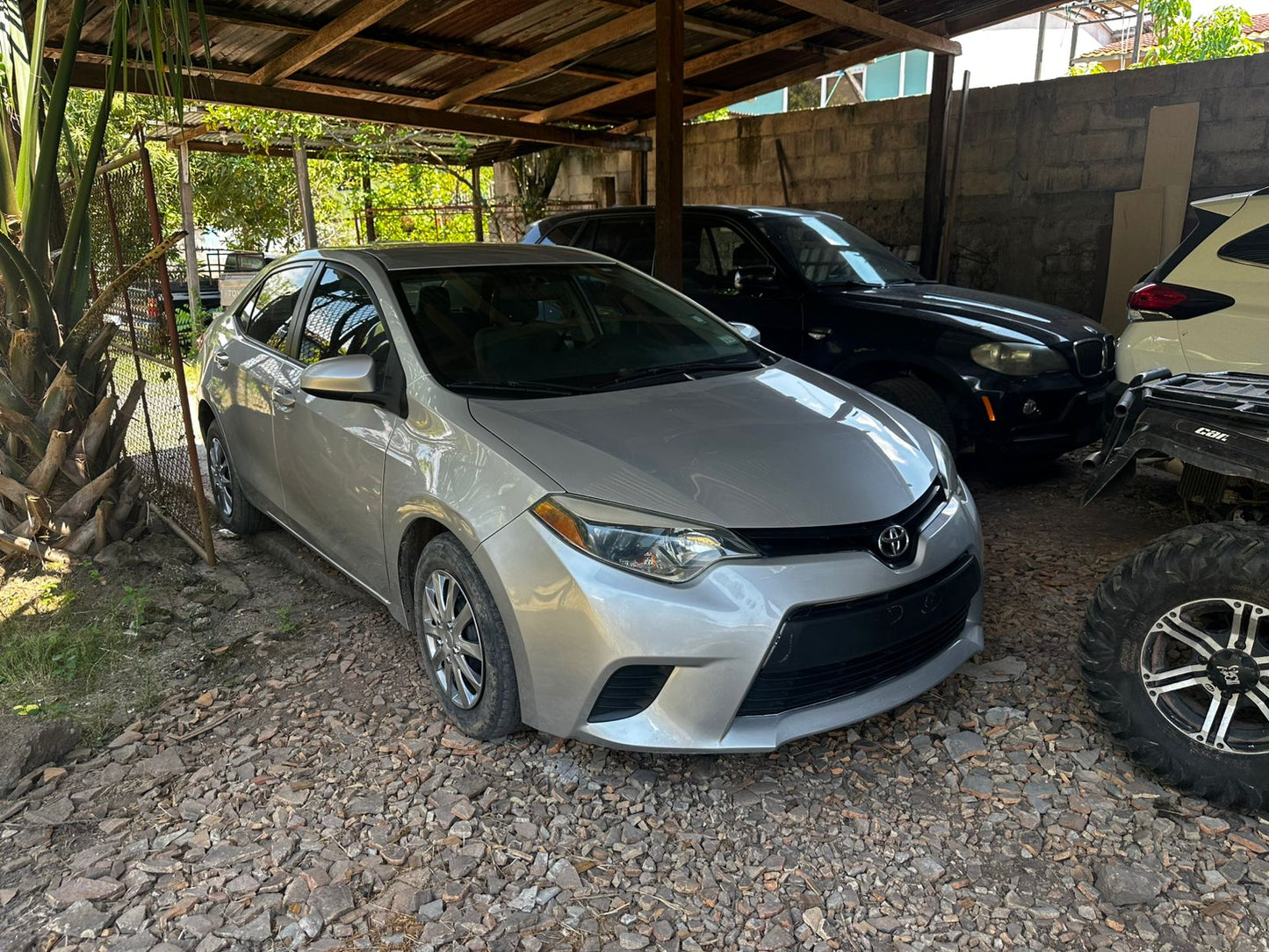 TOYOTA COROLLA 2015