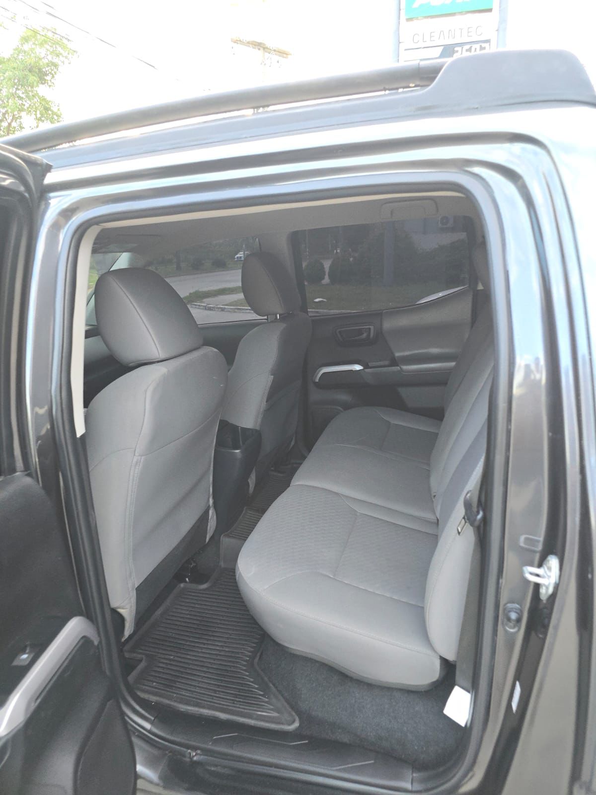 TOYOTA TACOMA 2023