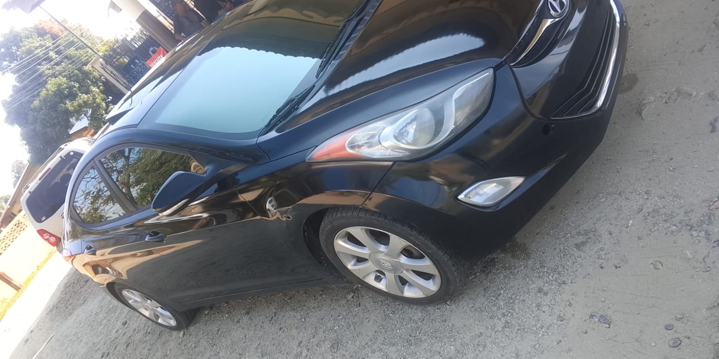 HYUNDAI ELANTRA 2013