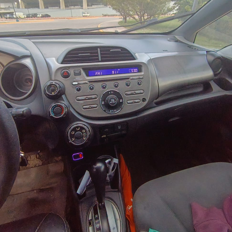 HONDA FIT 2010