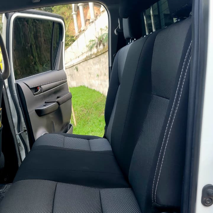 TOYOTA HILUX 2024