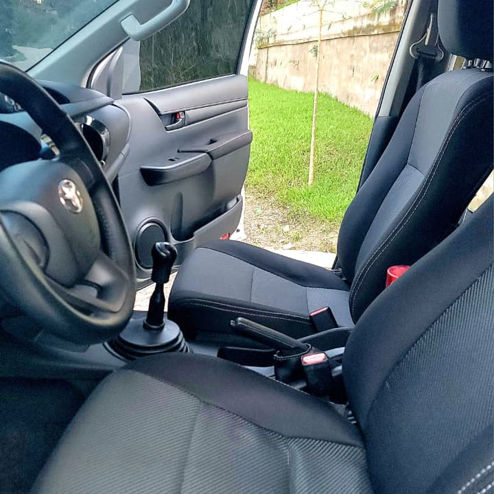 TOYOTA HILUX 2024