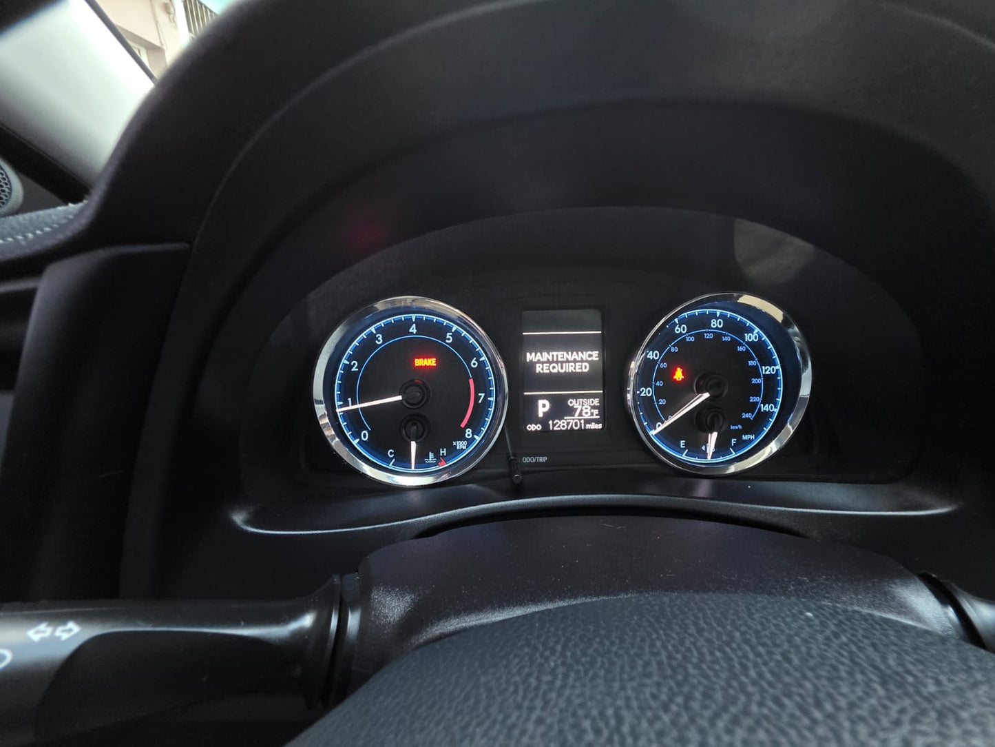 TOYOTA COROLLA 2019