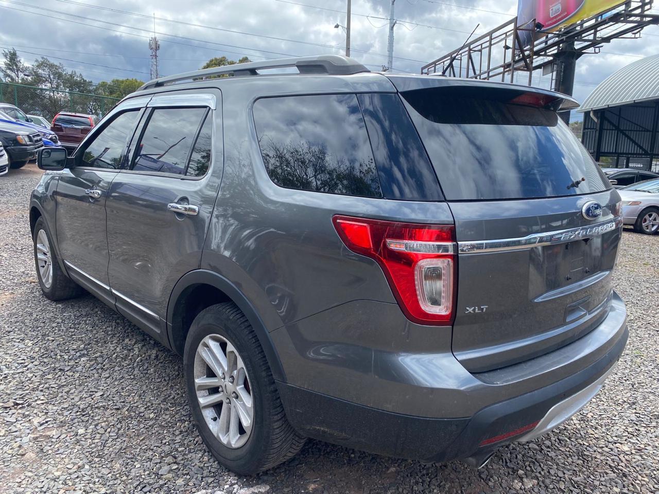 FORD EXPLORER 2015