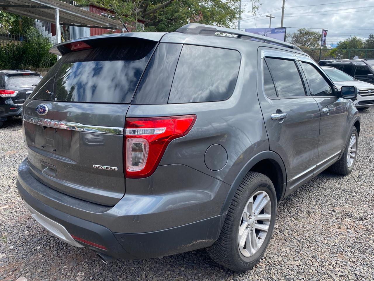 FORD EXPLORER 2015