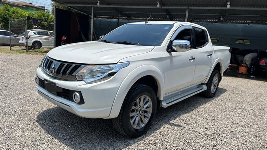 MITSUBISHI L200 2020