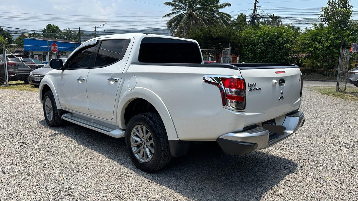MITSUBISHI L200 2020