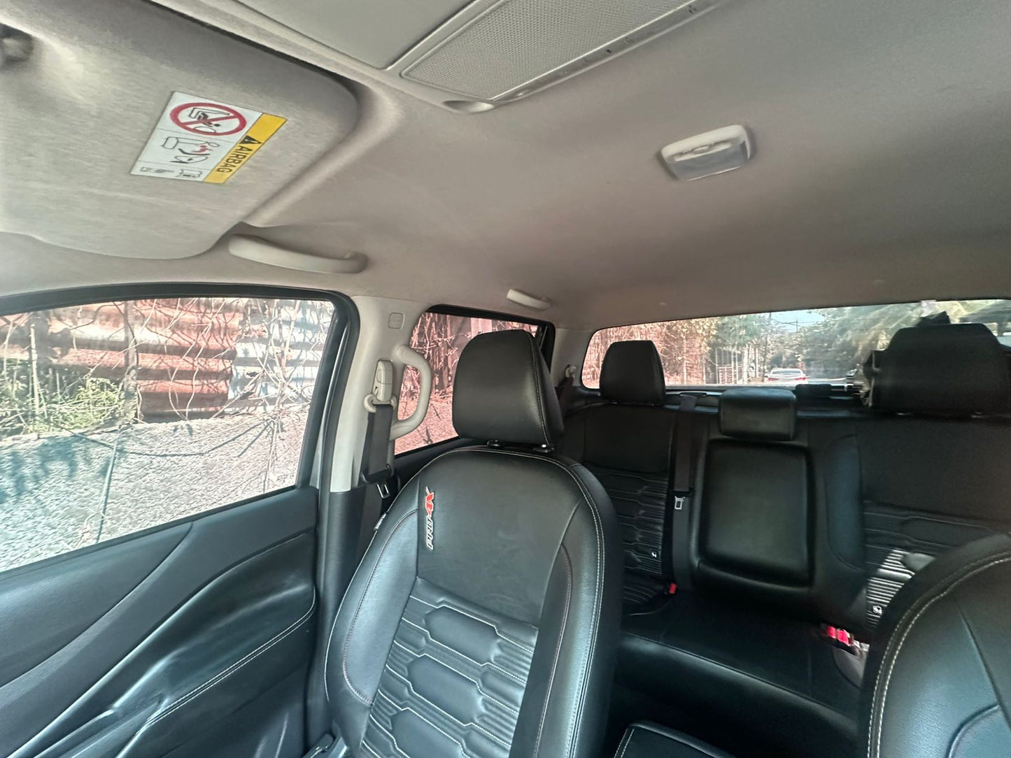 NISSAN FRONTIER 2025
